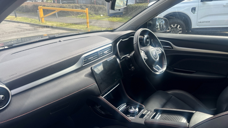 MG ZS 130kW Trophy EV 51kWh 5dr Auto Electric Hatchback